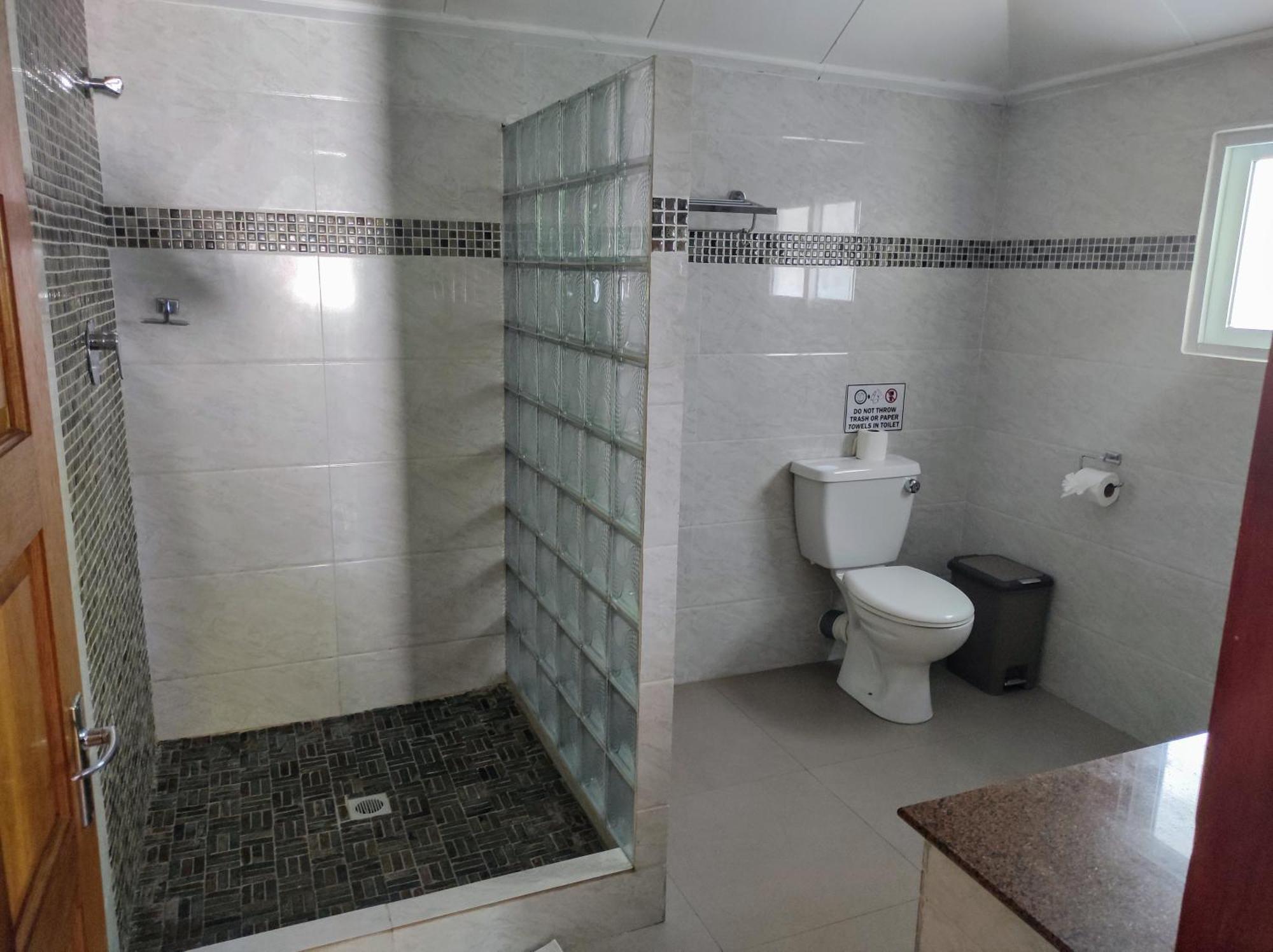 Lucy'S Guesthouse La Digue Δωμάτιο φωτογραφία